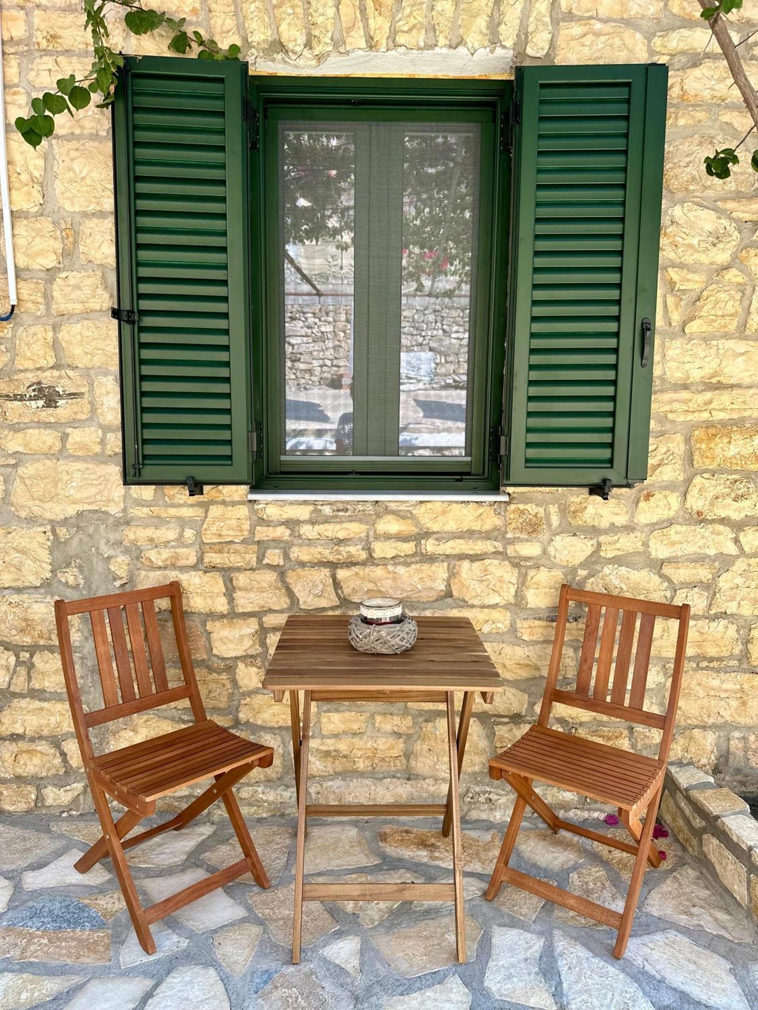 Chrysavgi Stone House Villa Katomerion Buitenkant foto