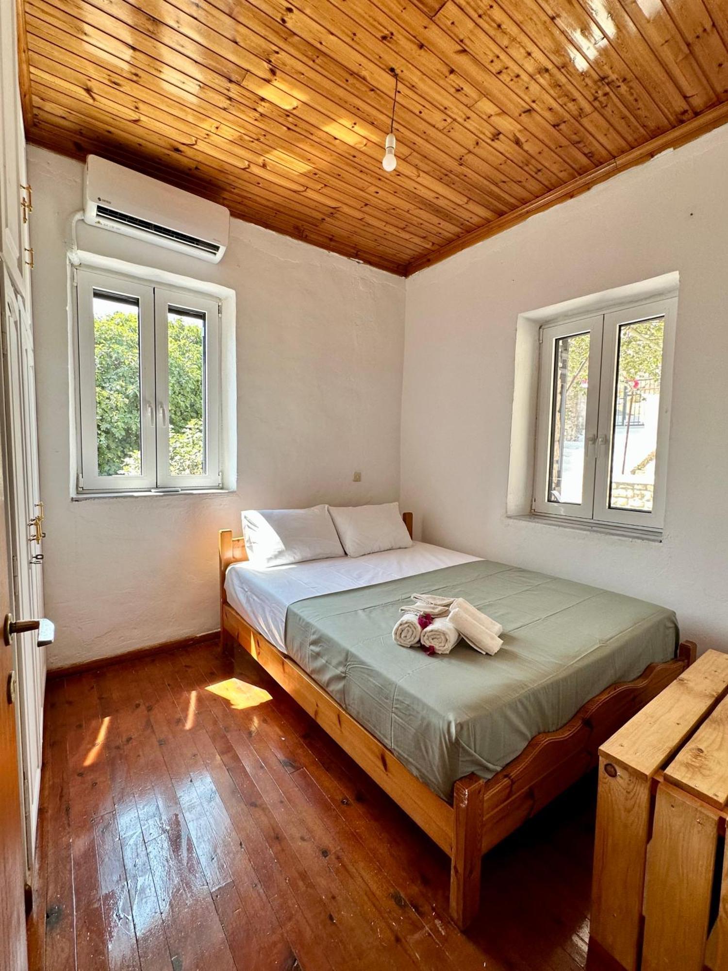 Chrysavgi Stone House Villa Katomerion Buitenkant foto