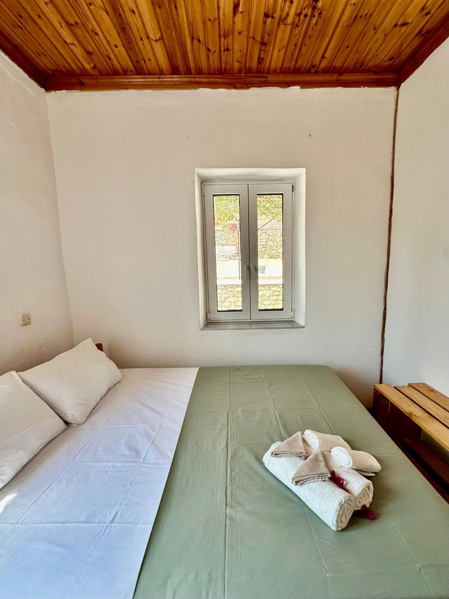 Chrysavgi Stone House Villa Katomerion Buitenkant foto